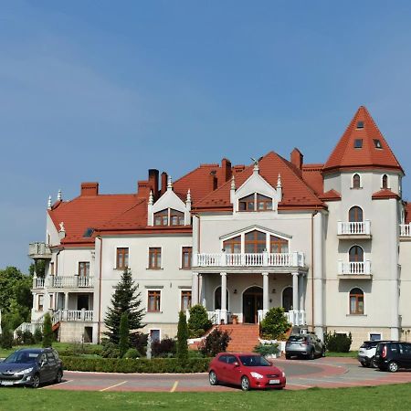 Palac Koronny Noclegi & Wypoczynek Wodzisław Exteriér fotografie